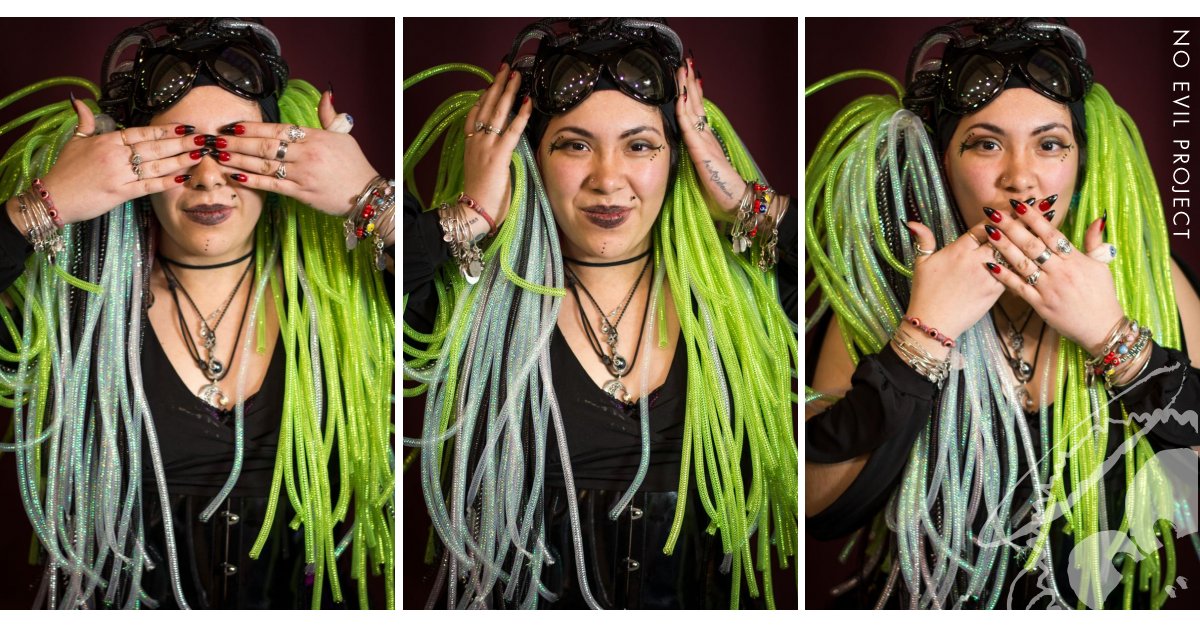 Jennefer: Nurse, Artist, Guatemalan - Cybergoth
Fetish
Steampunk and goth dark artist
Nurse
Firefigther
Bartender